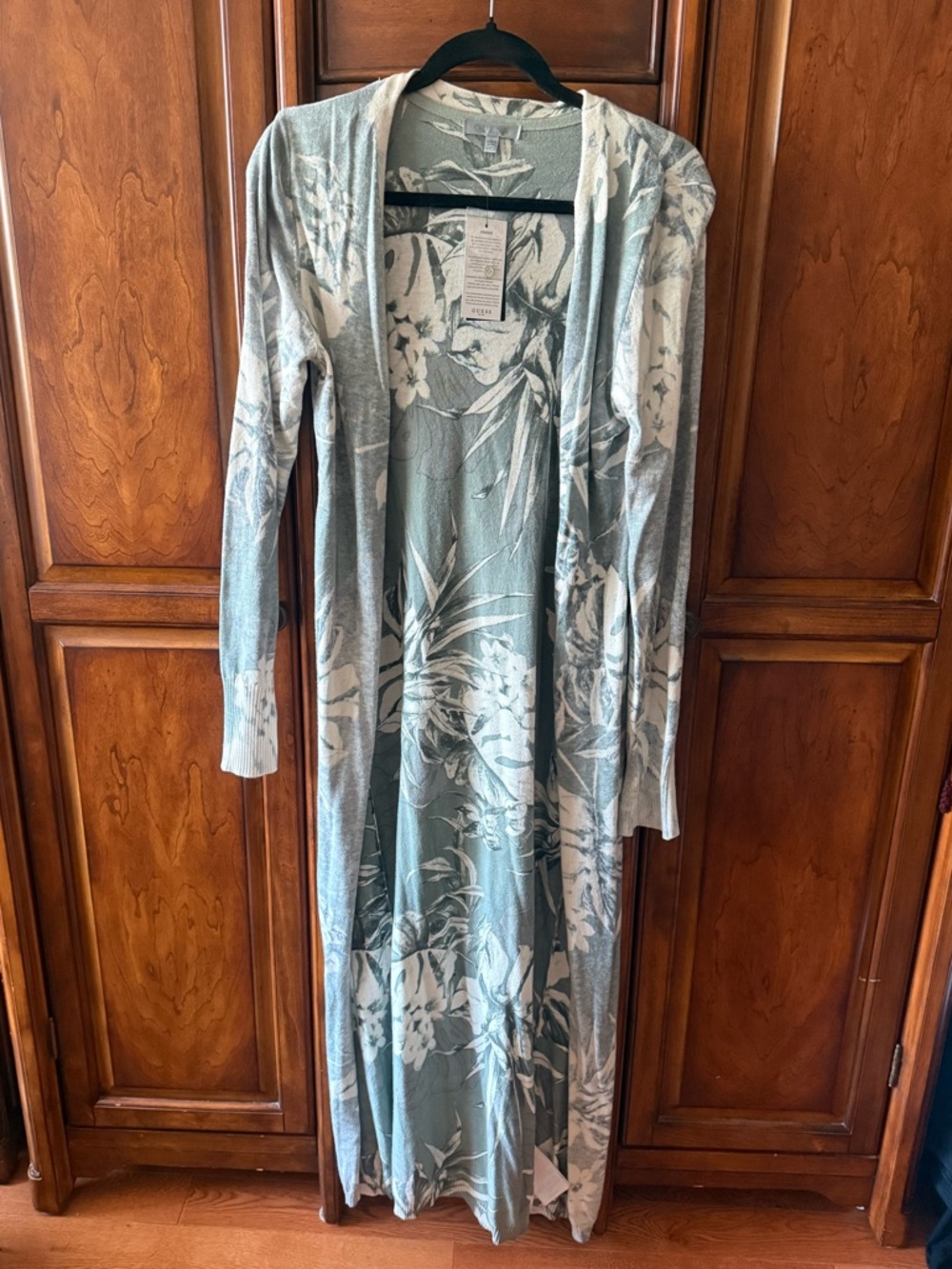 NWT Guess Floral Duster Cardigan in Sage Green and Cream